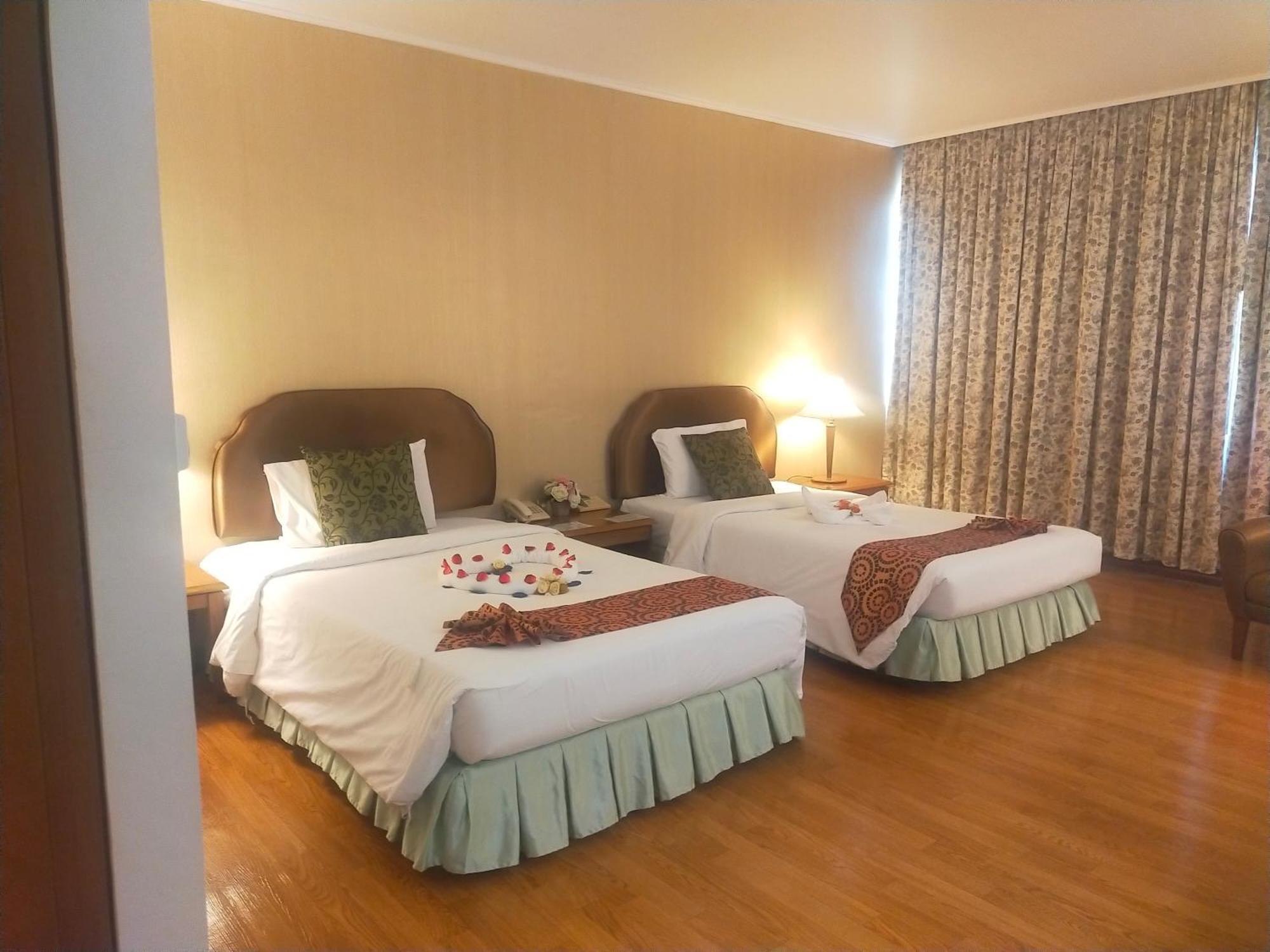Thumrin Thana Hotel Trang Kamer foto